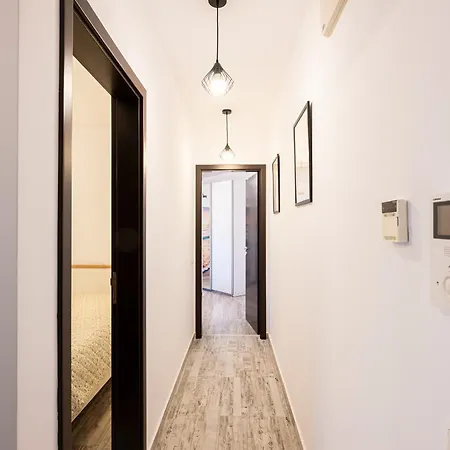 Lejlighed New & Quiet Near Burgas' Garden *