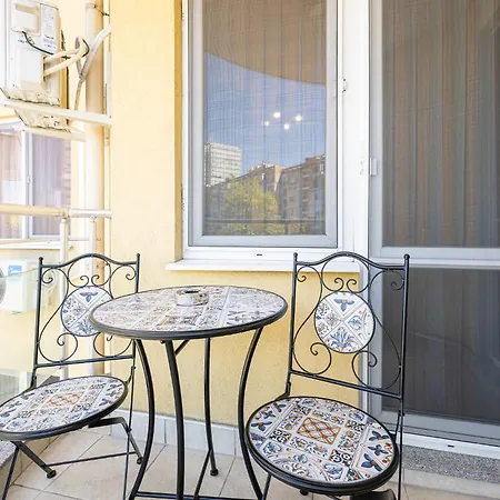 Lejlighed New & Quiet Near Burgas' Garden *